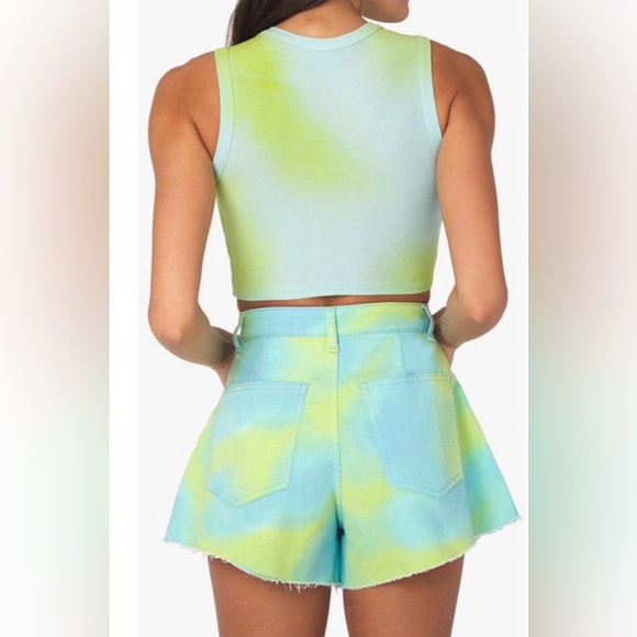 WeWoreWhat Flare Bell High Waisted Tie Dye Shorts in Blue & Green Size 27 NEW - Picture 8 of 9